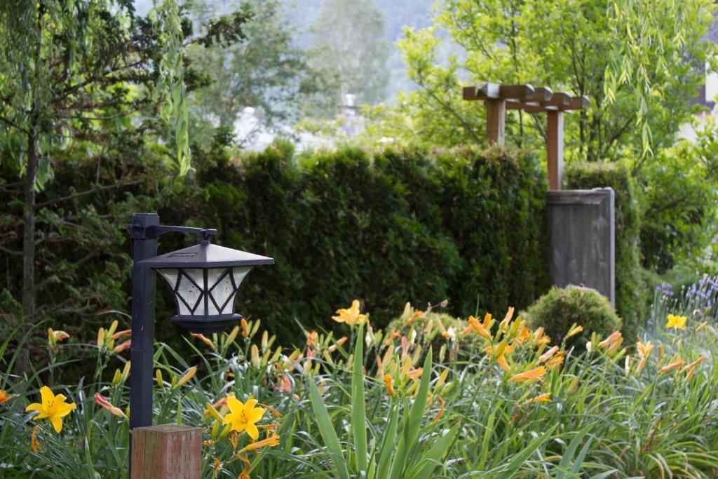 Genelle House B&B Guest House Exteriör bild
