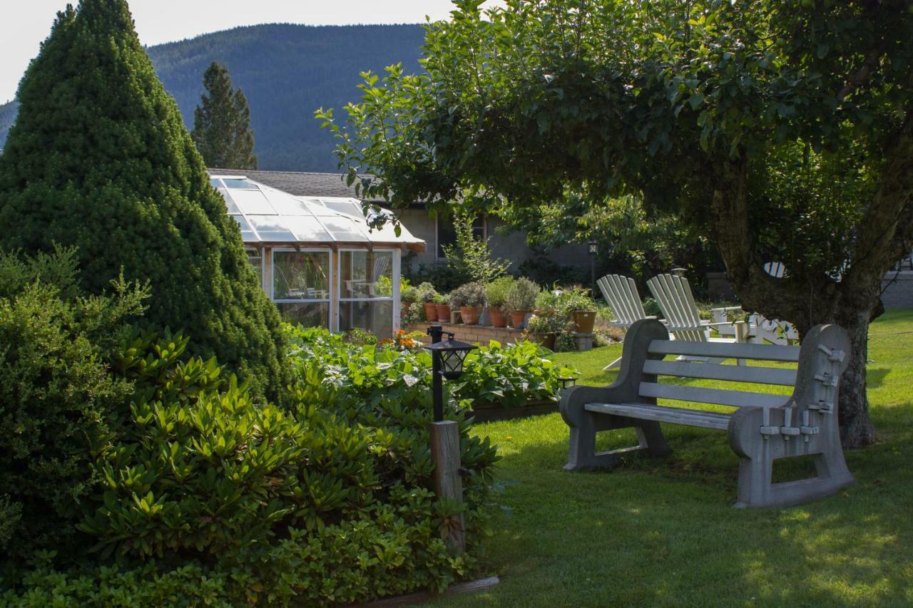 Genelle House B&B Guest House Exteriör bild